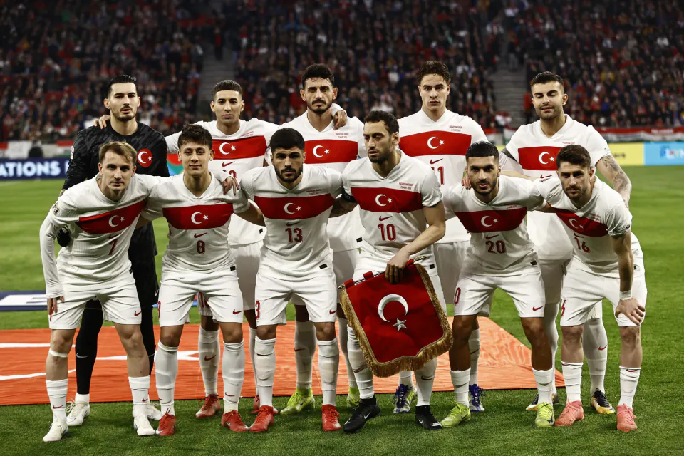 İtalya Milli Takımı'nda Pirlo Sesleri: Azzurri'de Yeni Dönem Arayışı görseli