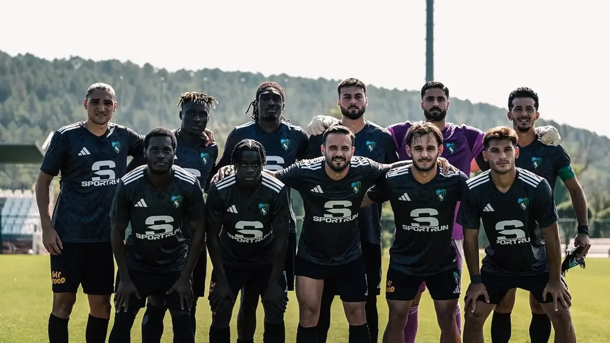 Kocaelispor ve İstanbulspor Hazırlık Maçında Yeni Sezona Beraberlikle Merhaba Dedi Kocaelispor ve İstanbulspor Hazırlık Maçında Yeni Sezona Beraberlikle Merhaba Dedi