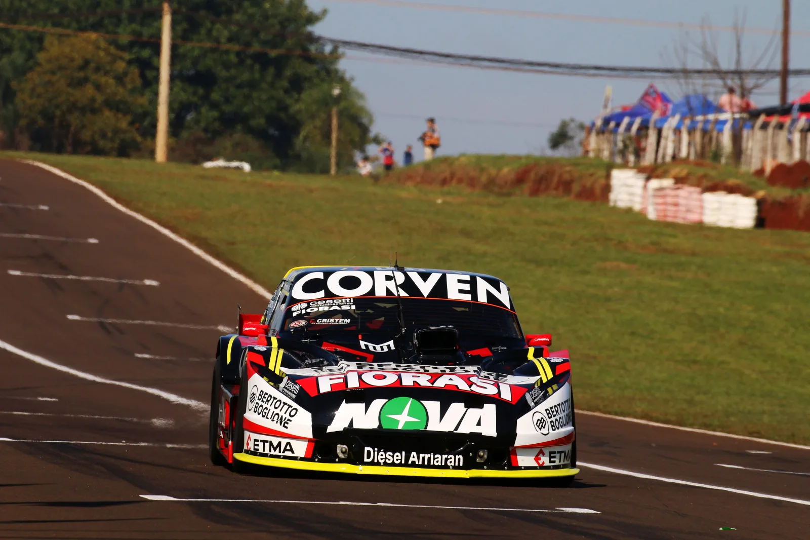 Posadas TC Finali'nde Start Dizilimi Belli Oldu: Bonelli Pole Pozisyonunda Posadas TC Finali'nde Start Dizilimi Belli Oldu: Bonelli Pole Pozisyonunda
