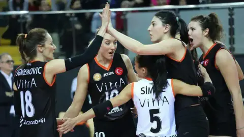 Eczacıbaşı VitrA, İtalya Deplasmanında Busto Arsizio'ya 3-1 Mağlup Oldu