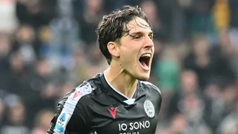 Udinese'de Zaniolo Krizi: Maaş Talebi ve Antrenman Boykotu