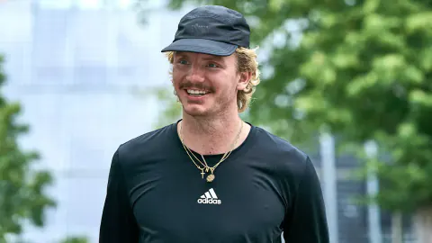 Newcastle Yıldızı Nick Woltemade'den Eski Takımına Sürpriz Ziyaret