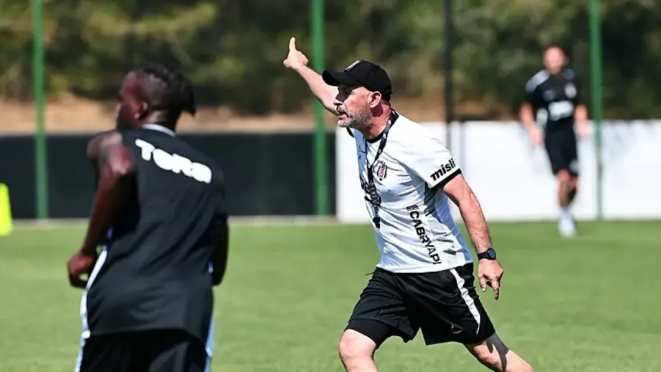 Beşiktaş'ın Slovakya kamp kadrosu belli oldu: 10 isim dışarıda kaldı görseli