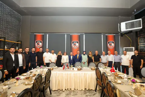 Gaziantep FK'da Yeni Sezon Planlaması: Yönetim Kurulu İlk Toplantısını Gerçekleştirdi