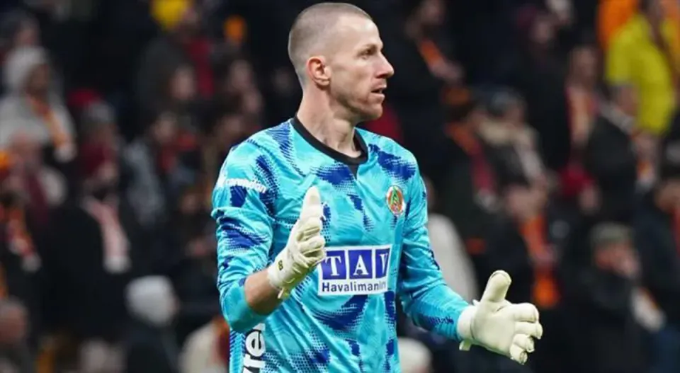 Alanyaspor'da Paulo Victor ile sözleşme yenilendi görseli
