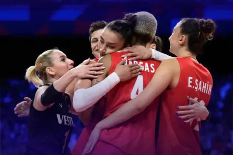 Sinead Jack Kısal Kimdir? Voleybolun Yıldız İsminin Kariyeri ve Kökeni