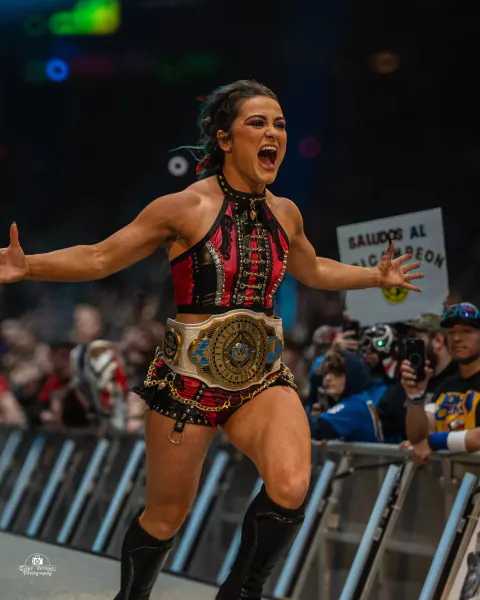 Lyra Valkyria'nın WWE'deki Yükselişi: Bayley İhaneti ve Şampiyonluk Yarışı