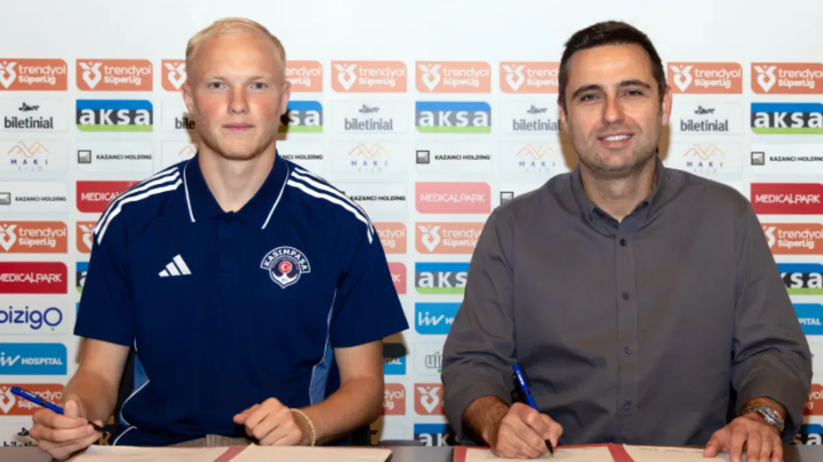 Kasımpaşa'da Marcus Rafferty Dönemi: İsveçli Yıldız İmzayı Attı Kasımpaşa'da Marcus Rafferty Dönemi: İsveçli Yıldız İmzayı Attı