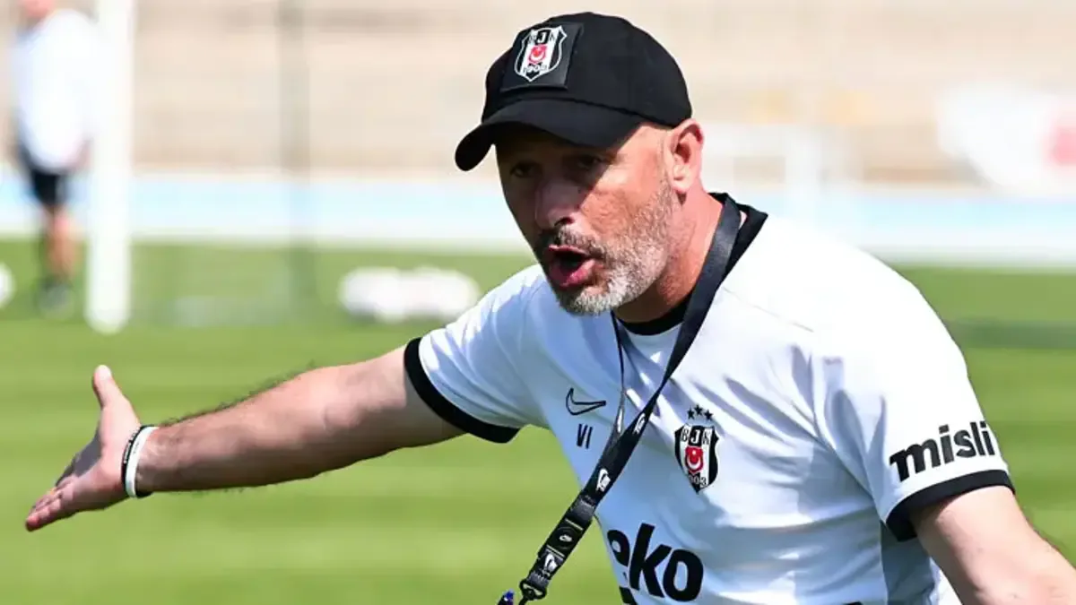 Vincenzo Italiano'dan Beşiktaş'ın Yeni Oyun Kimliği Mesajı Vincenzo Italiano'dan Beşiktaş'ın Yeni Oyun Kimliği Mesajı