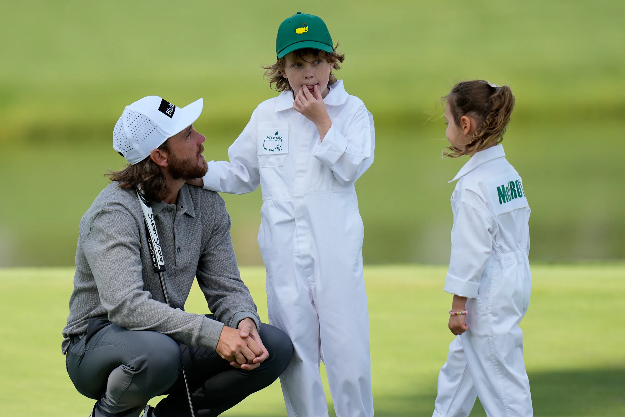 Golf Dünyasında İnanılmaz An: Tommy Fleetwood'un Topuna Sinek Müdahalesi Golf Dünyasında İnanılmaz An: Tommy Fleetwood'un Topuna Sinek Müdahalesi
