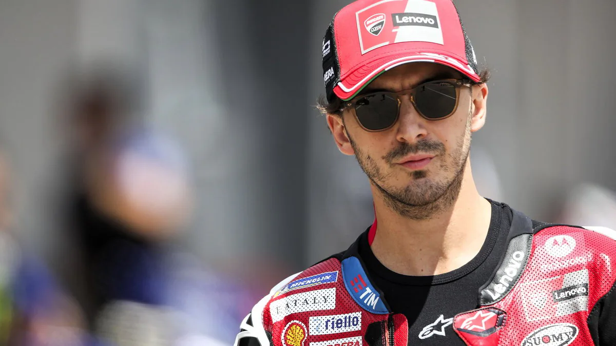 Pecco Bagnaia Ameliyat Oldu: Şampiyonluk Yarışında Silverstone Hedefi Pecco Bagnaia Ameliyat Oldu: Şampiyonluk Yarışında Silverstone Hedefi