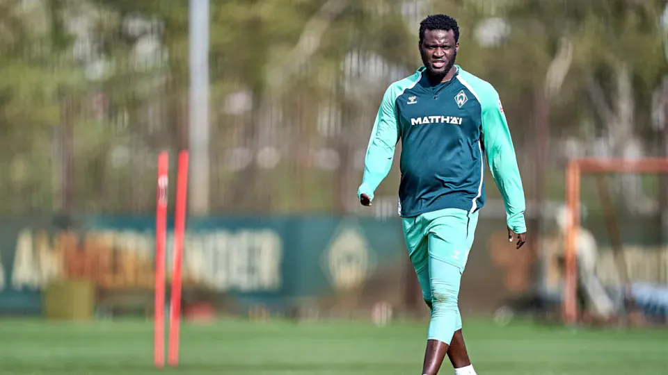 Victor Boniface'den sürpriz dönüş: Leverkusen'de form tutmaya başladı görseli