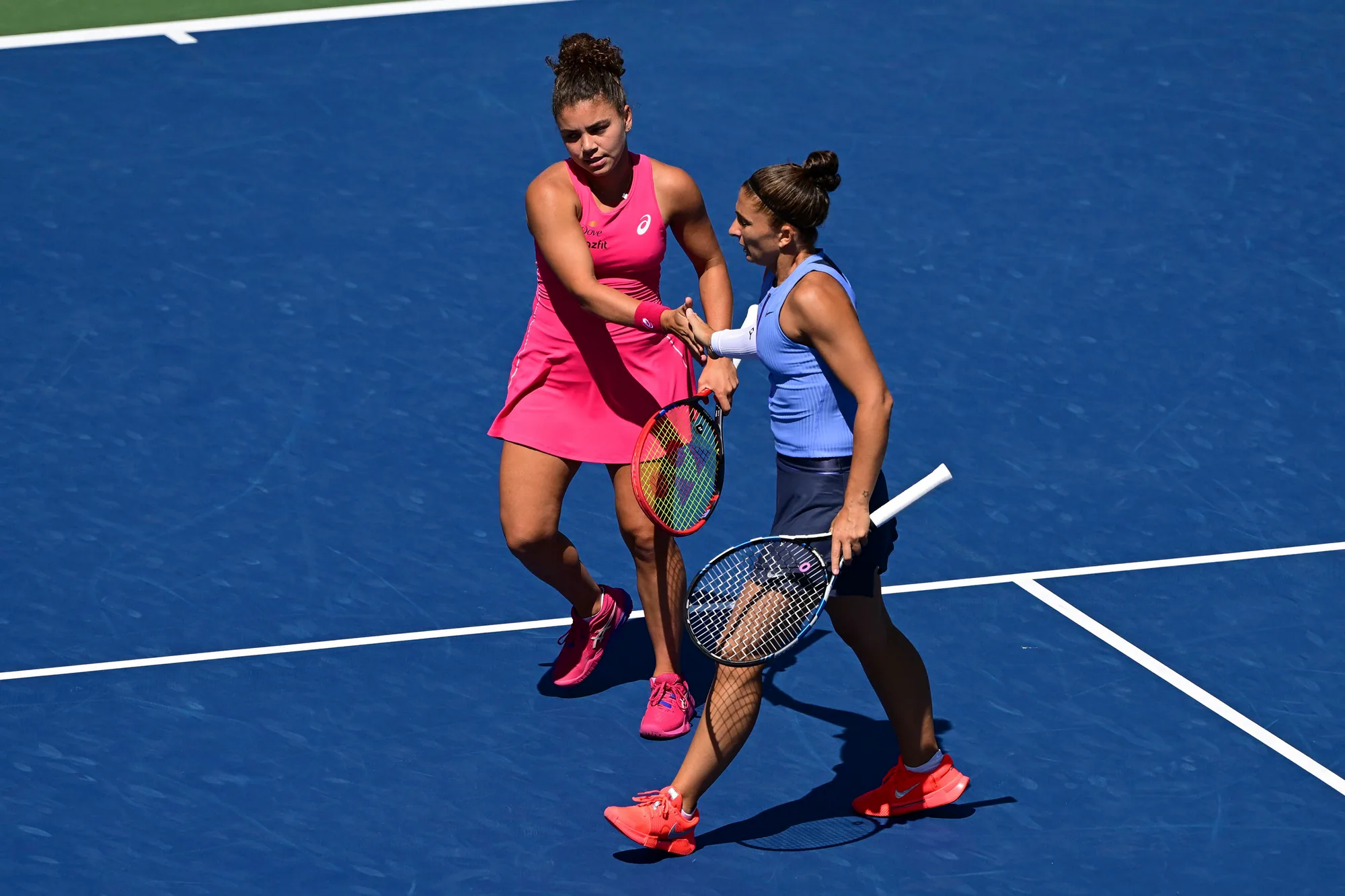 İtalyan Devleri Errani ve Paolini Çekildi: Sky Programı Güncellendi İtalyan Devleri Errani ve Paolini Çekildi: Sky Programı Güncellendi