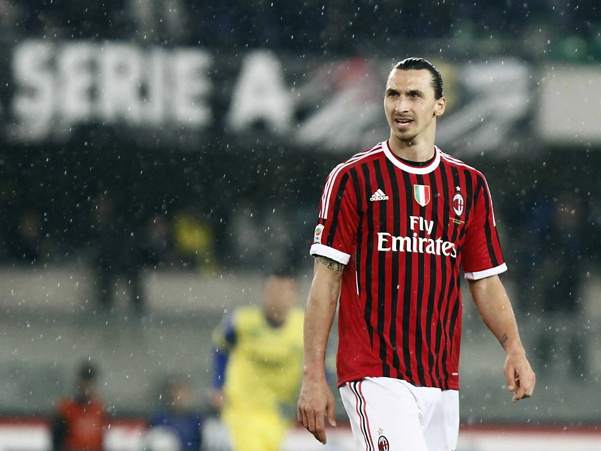 Balotelli'den Ibrahimovic'e İronik Gönderme: Milan'daki Rolü Tartışma Konusu Balotelli'den Ibrahimovic'e İronik Gönderme: Milan'daki Rolü Tartışma Konusu