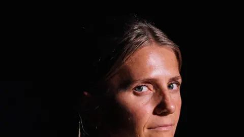 Fenerbahçe'de Savunmaya Yeni Zelandalı Takviye: Katie Elizabeth Bowen İmzayı Attı