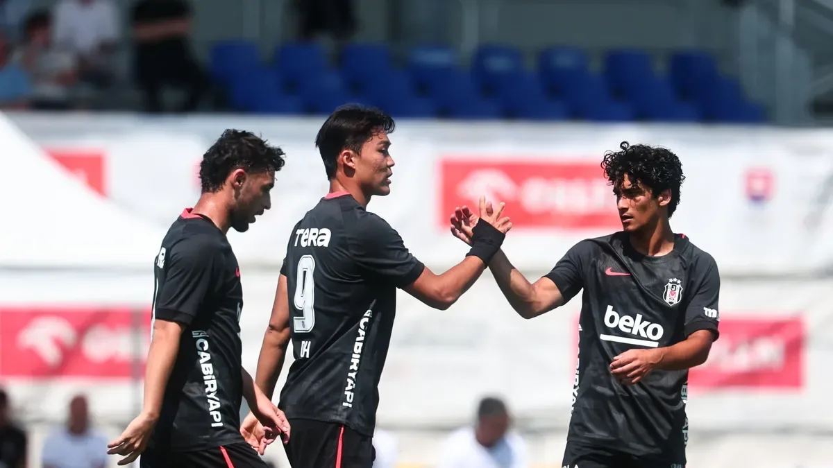 Beşiktaş'ın Yeni Rakibi Malzenice ile İlk Sınavı: Hazırlık Maçı Sonucu Beşiktaş'ın Yeni Rakibi Malzenice ile İlk Sınavı: Hazırlık Maçı Sonucu