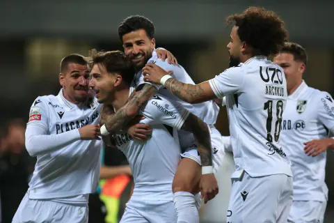 Vitória Guimarães Orta Sahasına Takviye: Lohann Doucet Şehre Vardı