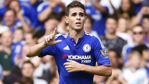 Oscar'dan Barcelona itirafı: 'Beni bedavaya oynamam için ikna etmeye çalıştılar'