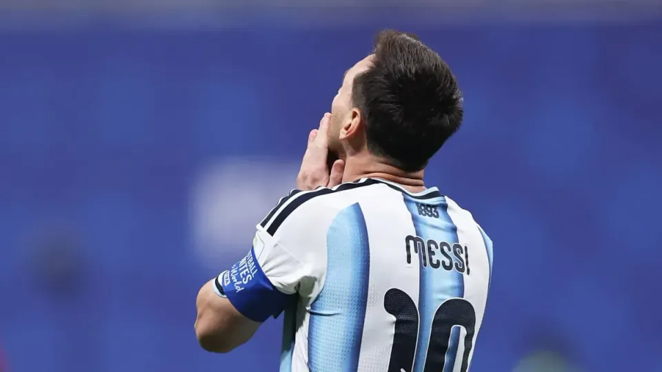 Dünya Kupası'nda Şok Anlar: Messi Penaltı Kaçırdı görseli