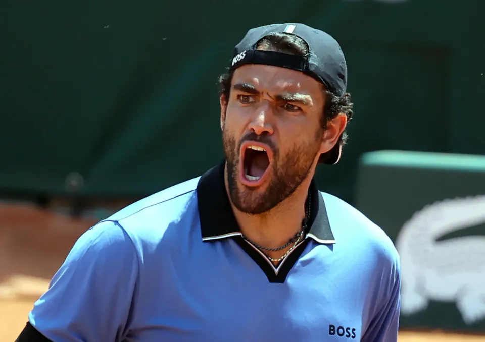 Roland Garros'ta Şok Gelişme: Berrettini Sakatlandı, Arnaldi Yarı Finalde görseli