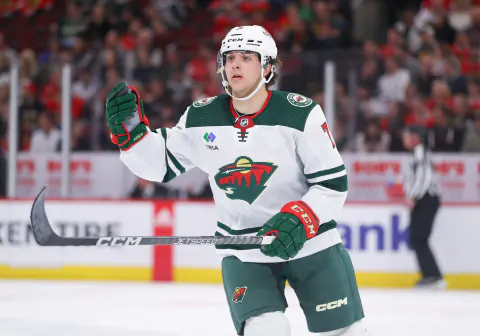 Minnesota Wild'dan Kaleci Hamlesi: Calvin Pickard ile Anlaşma Sağlandı Minnesota Wild'dan Kaleci Hamlesi: Calvin Pickard ile Anlaşma Sağlandı