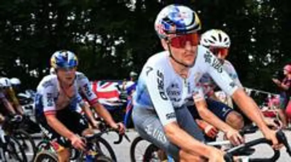 Tour de France'da Mauro Schmid Sürprizi: Tom Pidcock Genel Klasmanda Yükseldi görseli