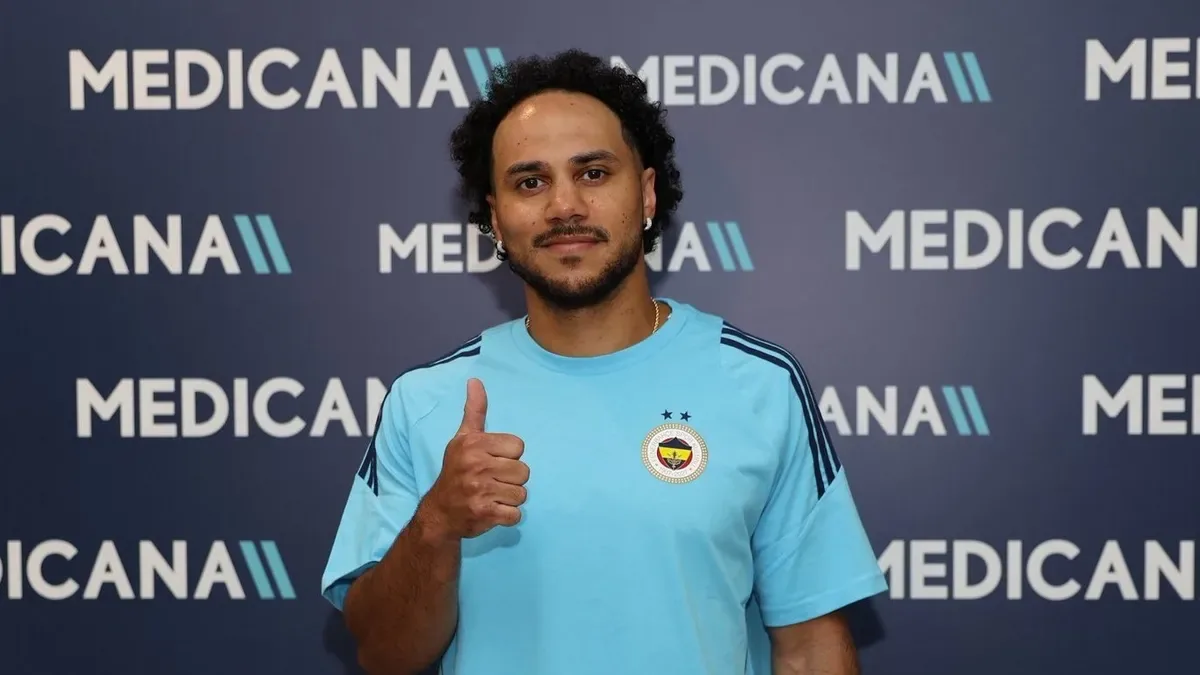 Fenerbahçe Beko'da Shane Larkin dönemi: Sağlık kontrolleri tamamlandı Fenerbahçe Beko'da Shane Larkin dönemi: Sağlık kontrolleri tamamlandı
