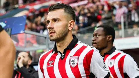 Süper Lig'in Dev Kulübü Emre Kılınç İçin Harekete Geçti