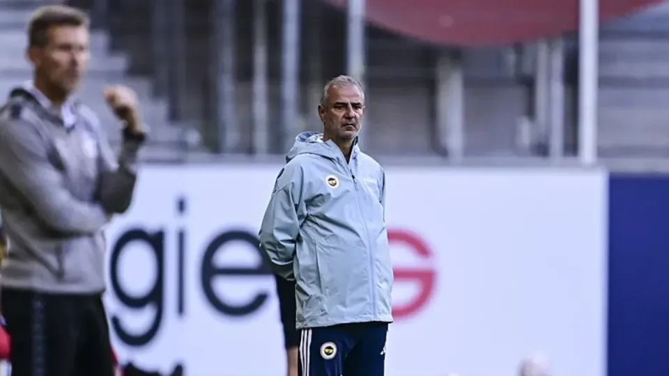Fenerbahçe'de Şok Ayrılık: İsmail Kartal'ın İstemediği Karar Kesinleşti görseli