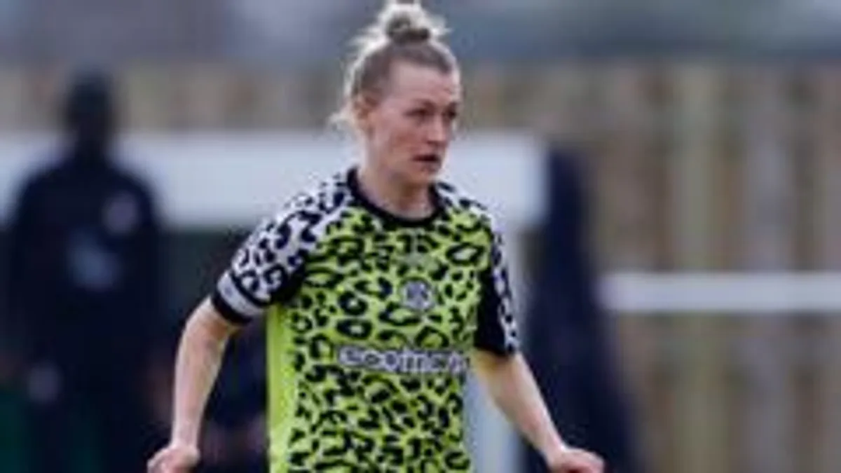Forest Green Rovers Kadın Futbol Takımı Kapatıldı: 'Kadınlar Değer Görmüyor' Forest Green Rovers Kadın Futbol Takımı Kapatıldı: 'Kadınlar Değer Görmüyor'