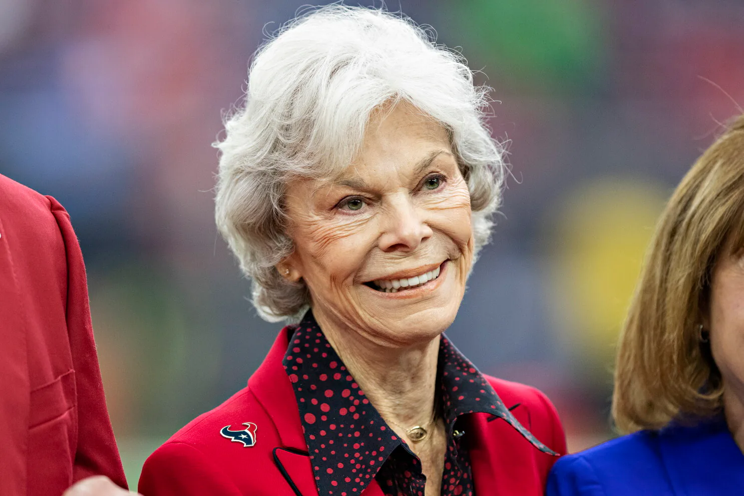 Houston Texans'ın Kurucu Ortağı Janice McNair Hayatını Kaybetti Houston Texans'ın Kurucu Ortağı Janice McNair Hayatını Kaybetti