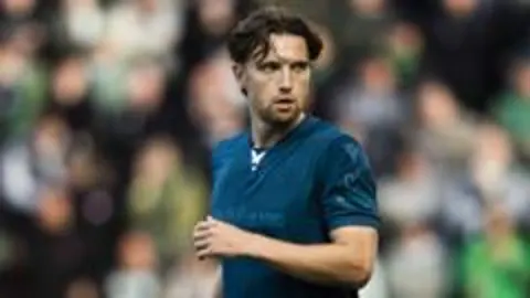 Motherwell'de Elliot Watt'a 'VAR' Yorumu Nedeniyle 4 Maç Cezası
