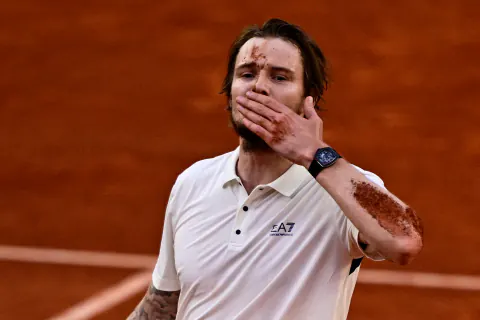 Tenisin Aykırı Yıldızı Aleksandr Bublik: Sıra Dışı Stil ve Kyrgios Ortaklığı