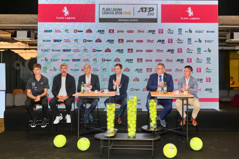 Kyle Edmund'dan Büyük Dönüş: ATP Umag Turnuvası'na Hazırlanıyor