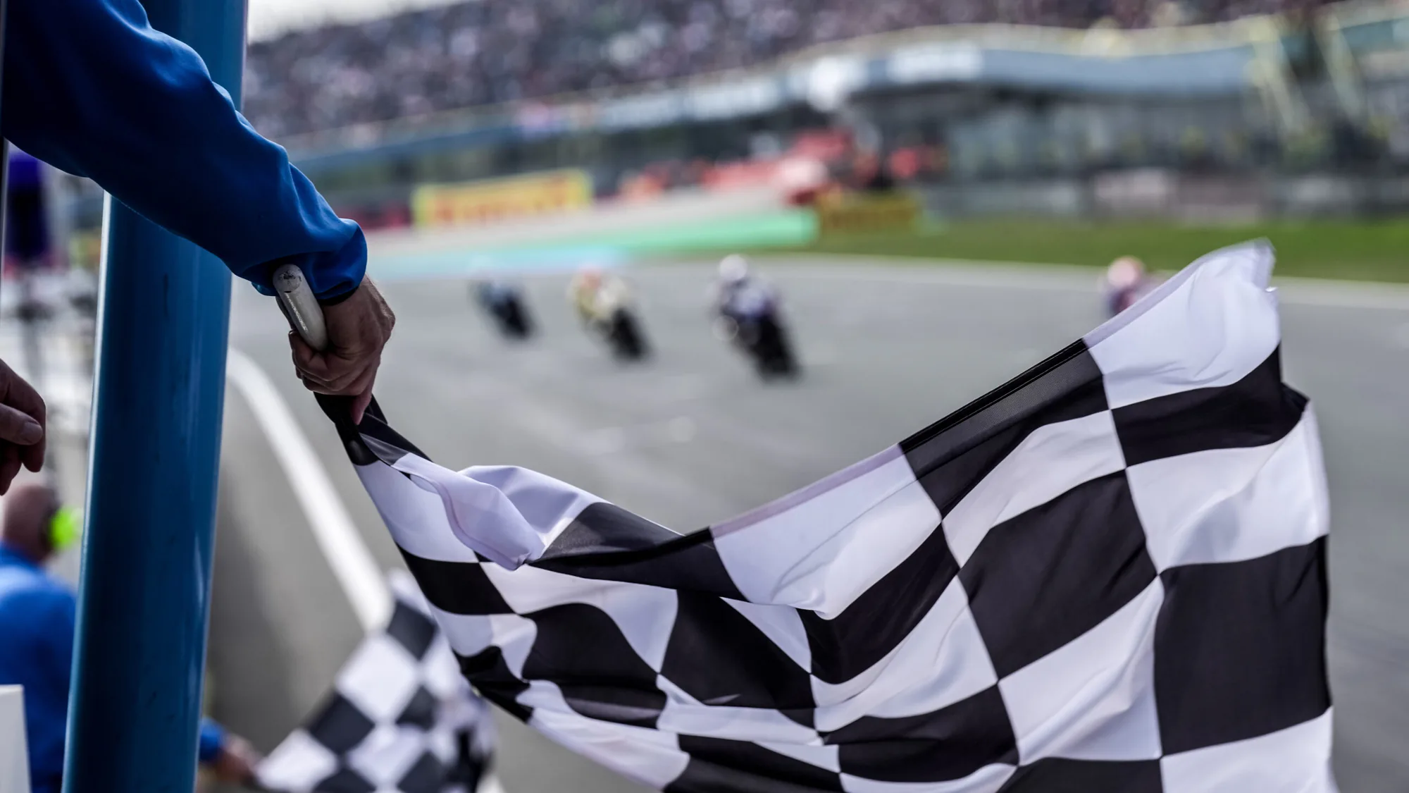 ServusTV Canlı Yayın İzleme Rehberi: Superbike ve Motor Sporları Erişimi ServusTV Canlı Yayın İzleme Rehberi: Superbike ve Motor Sporları Erişimi