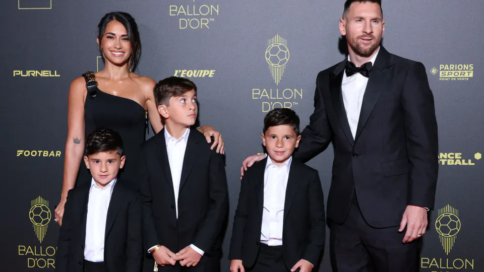 Lionel Messi'nin Eşi Antonela Roccuzzo: Çocukluk Aşkından Küresel İkona görseli