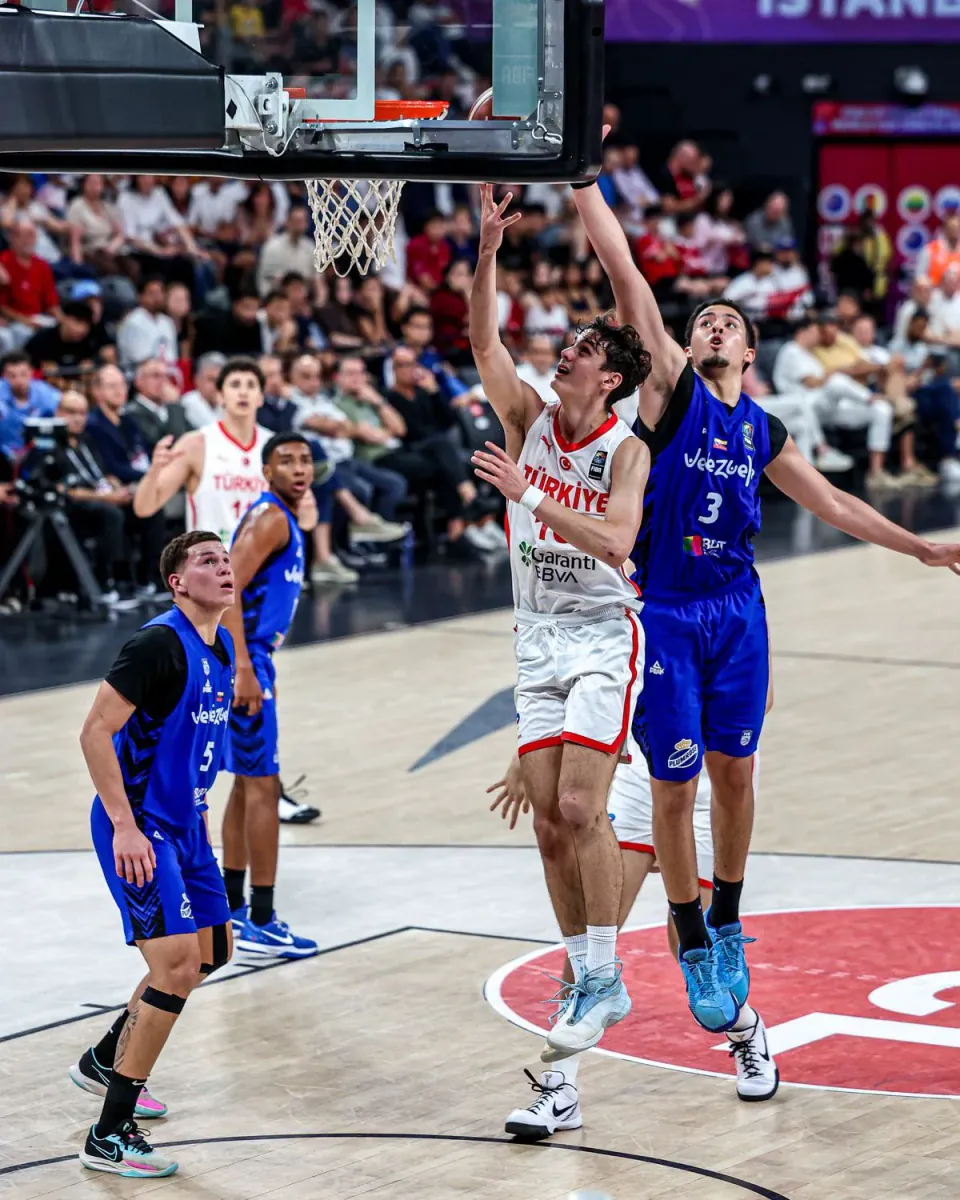 FIBA U17 Dünya Kupası'nda ABD'nin Son 16 Rakibi Kamerun Oldu görseli