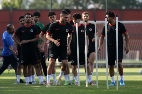 Gençlerbirliği 2026-2027 Sezonu Hazırlıklarına Başladı: Ankara Ekibi Topbaşını Yaptı