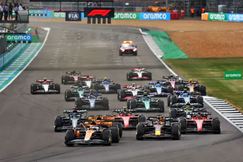 Christian Horner F1'e Dönüyor mu? Silverstone'da Sürpriz Görünme