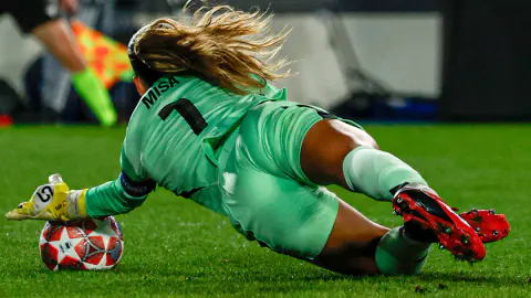 Real Madrid'in Efsane Kalecisi Misa Rodríguez Arsenal Yolunda
