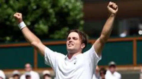 Wimbledon'da Arthur Fery Sürprizi: İngiliz Tenisçiden Kritik Galibiyet