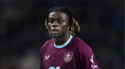 Galatasaray'ın Orta Saha Hedefi Lesley Ugochukwu: Transferde Kritik Şart