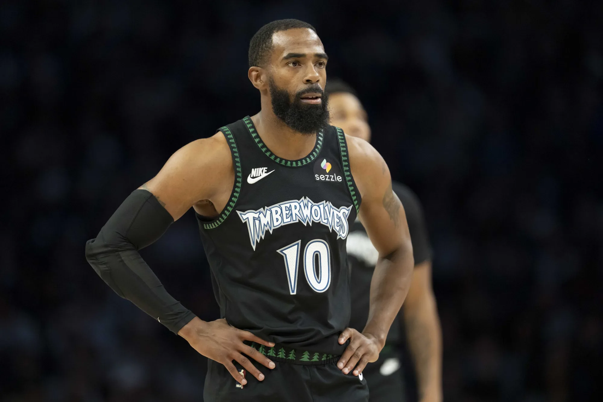 Mike Conley'den Sürpriz Karar: NBA'de 20. Sezon İçin Boston Celtics'i Seçti Mike Conley'den Sürpriz Karar: NBA'de 20. Sezon İçin Boston Celtics'i Seçti