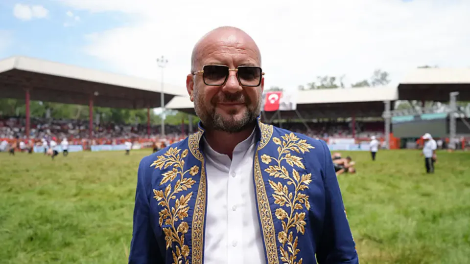 Kırkpınar Ağası Ufuk Özünlü'den Genç Pehlivanlara Moral Yemeği görseli