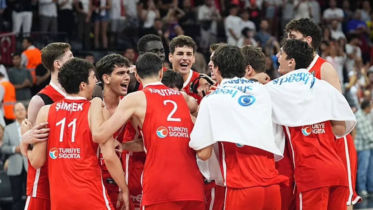 U17 Basketbol Milliler Porto Riko'yu Devirdi: Grup Liderliği Türkiye'nin U17 Basketbol Milliler Porto Riko'yu Devirdi: Grup Liderliği Türkiye'nin