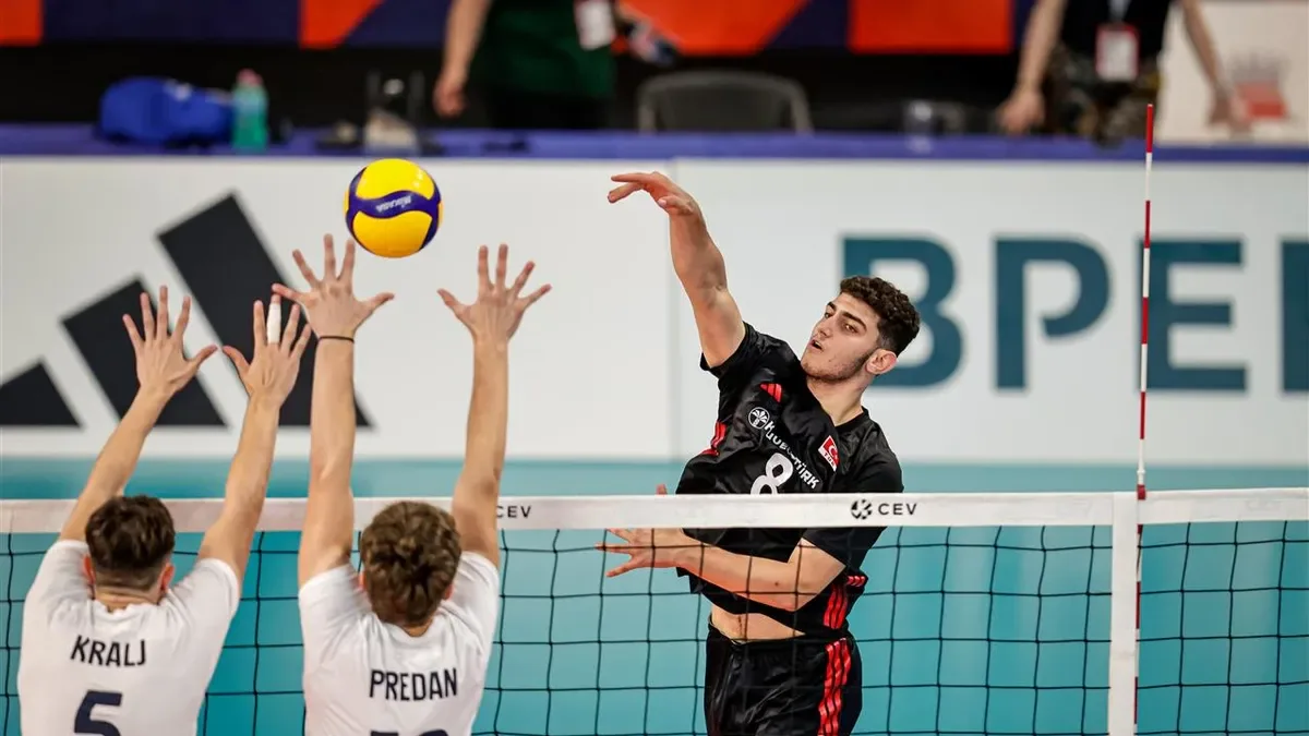 18 Yaş Altı Erkek Milli Voleybol Takımı Slovenya Karşısında Kayıplı 18 Yaş Altı Erkek Milli Voleybol Takımı Slovenya Karşısında Kayıplı