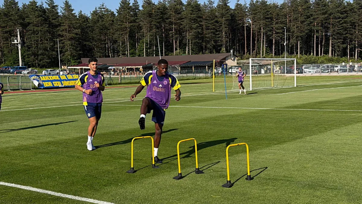 Çaykur Rizespor'da Anthony Musaba Operasyonu: Transfer Görüşmeleri Sürüyor Çaykur Rizespor'da Anthony Musaba Operasyonu: Transfer Görüşmeleri Sürüyor